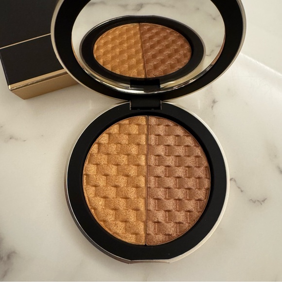 Code 8 set of 4: highlighter, eye shadow, mascara lip balm - Picture 6 of 13